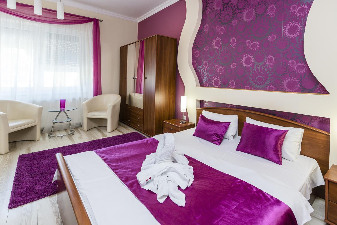 Almafa Apartmanhaz Егер Екстериор снимка